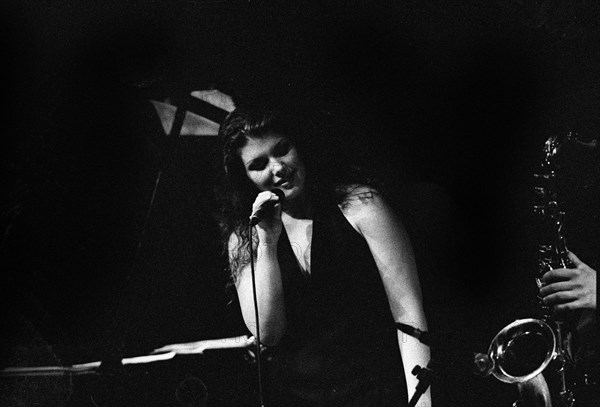 Jane Monheit, Brecon Jazz Festival, Brecon, Powys, Wales, Aug 2001.