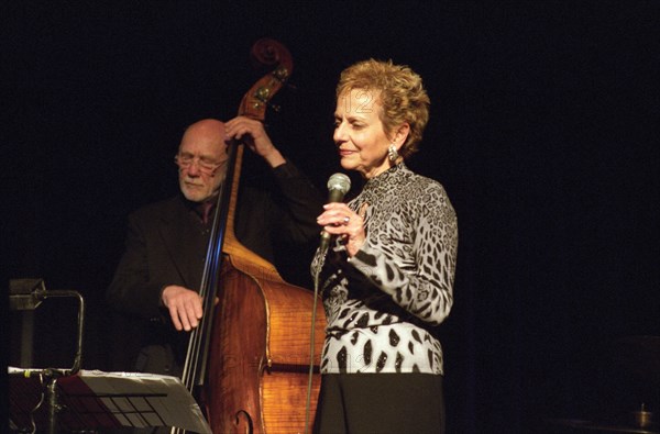 Marlene VerPlanck, Hawth, Crawley, West Sussex, 4 June 2006.