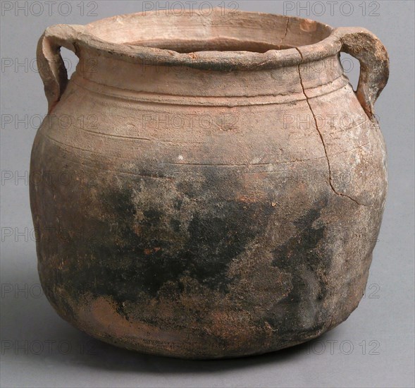 Pot, Coptic, 4th-7th century.