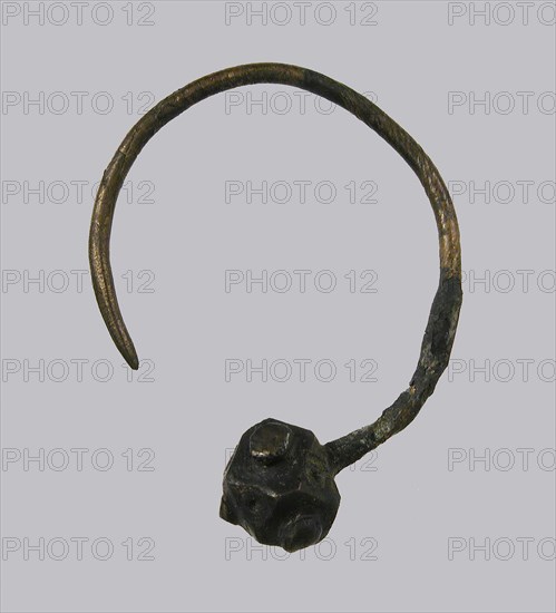 Earring, Frankish, 6th-7th century.