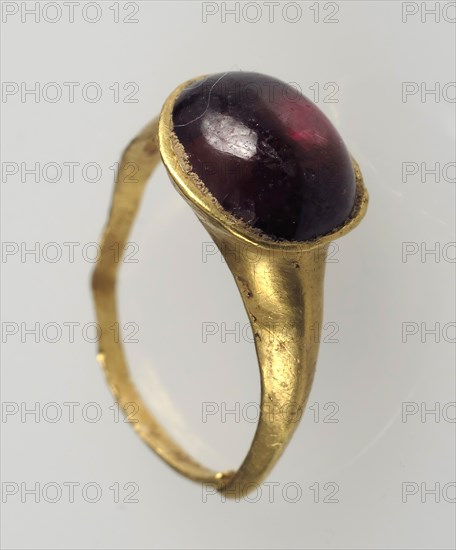 Finger Ring, Frankish, 7th century.