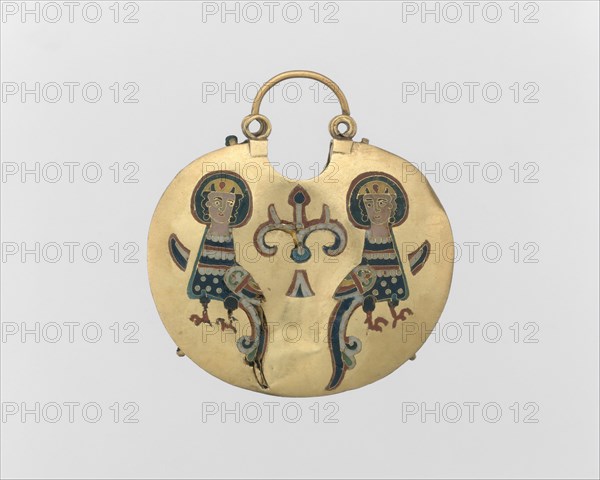 Temple Pendant with Two Sirens Flanking a Tree of Life (front) and Confronted Birds (back), Kievan Rus', 11th-12th century.