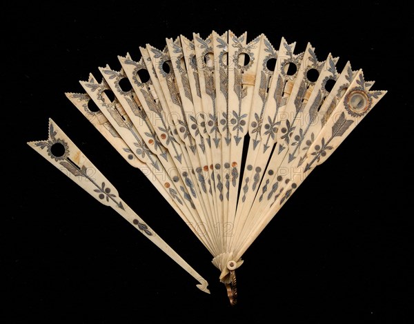 Brisé fan, American, first quarter 19th century.