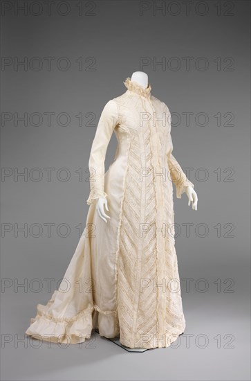 Dressing gown, American, ca. 1885.