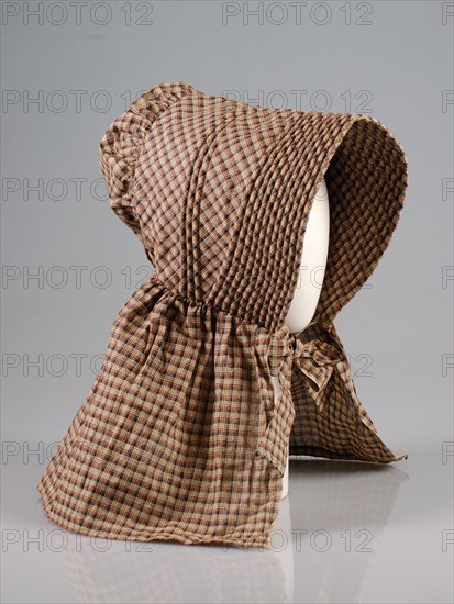 Sunbonnet, American, ca. 1840.