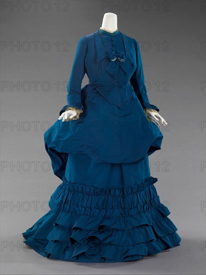 Afternoon dress, French, ca. 1872.