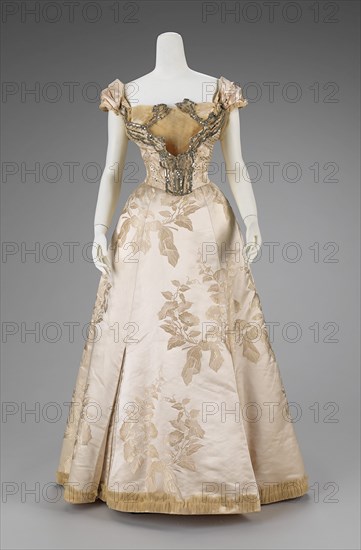 Ball gown, French, 1895-1900.