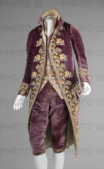 Court suit, French, ca. 1810. Men's court wear during the time of Napoleon Bonaparte (1769-1821).