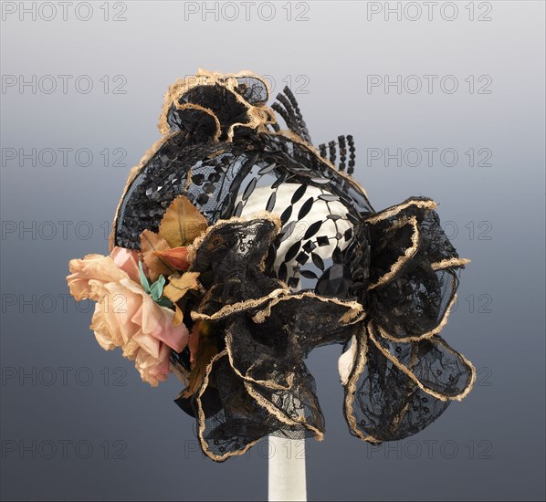 Evening bonnet, French, ca. 1895.