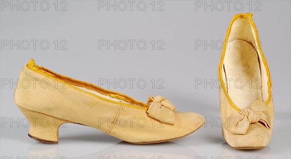 Evening pumps, French, ca. 1885.