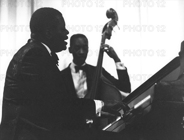 Oscar Peterson, Wembley Town Hall, London, 1968.