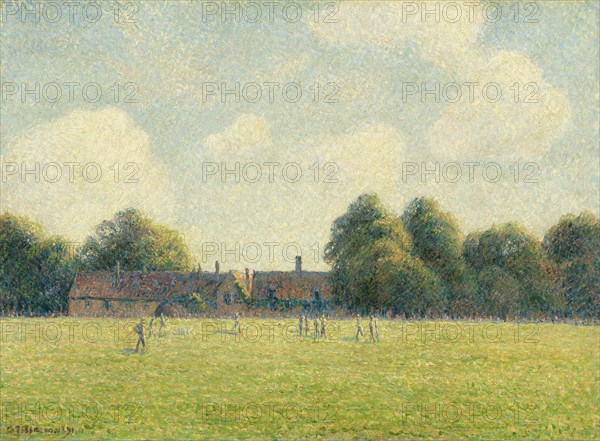 Hampton Court Green