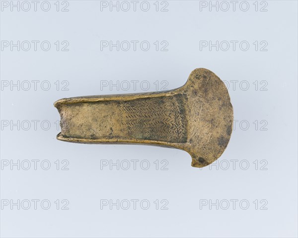 Flanged Ax