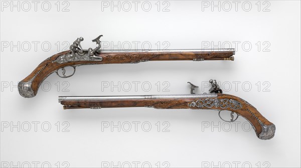 Pair of Pistols with Flintlocks alla Fiorentina