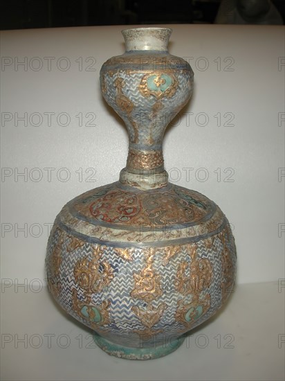Gilded Mina'i Ceramic