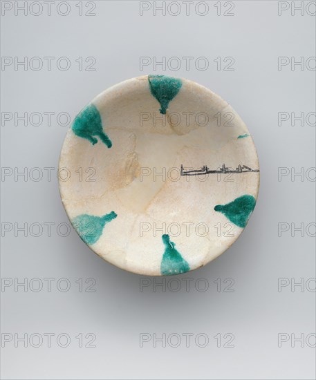 Imitation Green-Splashed Samarra Ware