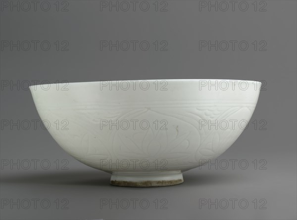 Bowl with Incised Lotus Flowers