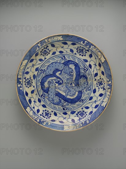 Dish with Two Intertwined Dragons, Iran, ca. 1640.
