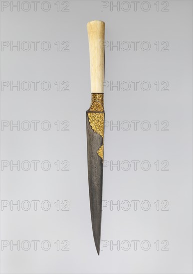 Knife with an Ivory Handle and Qur'anic Inscriptions, Iran, early 19th century.
