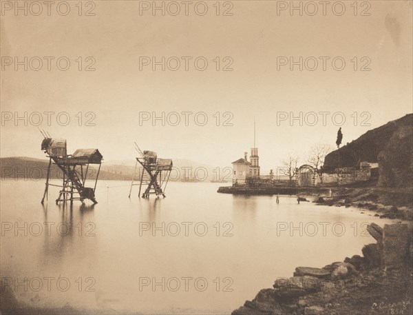 Pecheries at Kiretch-Bournou (Bosphore, Europe) (Fisheries at Kiretch-Bournou (Bosphorus, Europe)), 1854.