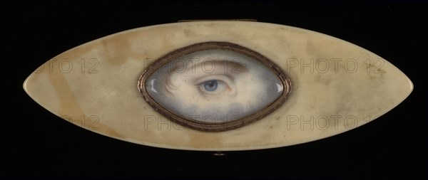 Eye Miniature on an Elliptical Ivory Box, ca. 1800.