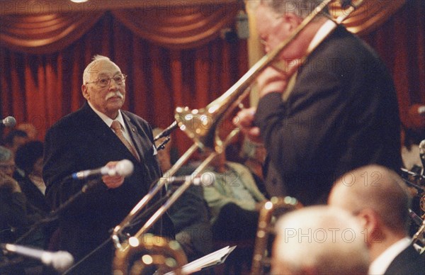 Stan Reynolds Big Band, New Milton, 2008.