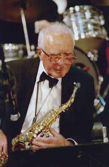 Roy Wiillox, Stan Reynolds Big Band, New Milton, 2008.