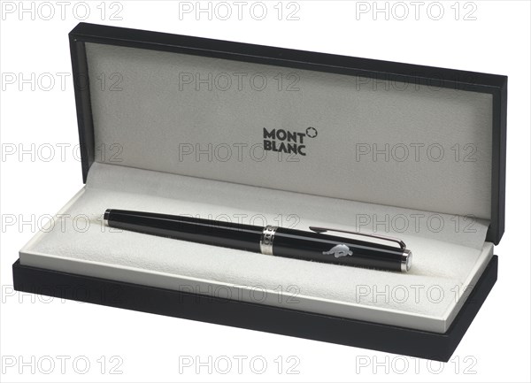 Pen used by Michele A. Roberts to sign NBPA's 2017 agreement with the NBA, January 19, 2017. Creator: Montblanc.