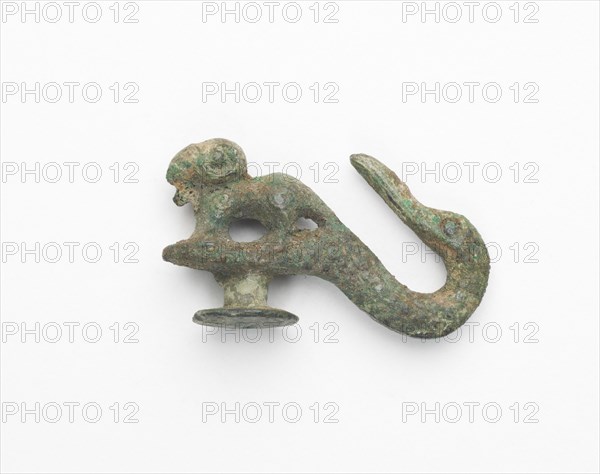 Garment hook (daigou), Han dynasty, 206 BCE-220 CE. Creator: Unknown.