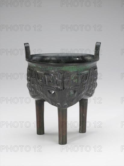 Food vessel (ding), Western Zhou dynasty, 11th century BCE. Creator: Unknown.