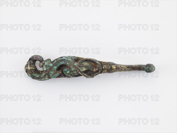 Garment hook (daigou), Zhou dynasty, 475-221 BCE. Creator: Unknown.