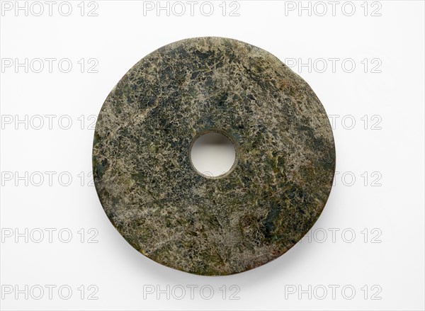 Disk (bi ?), Late Neolithic period, ca. 3300-2250 BCE. Creator: Unknown.