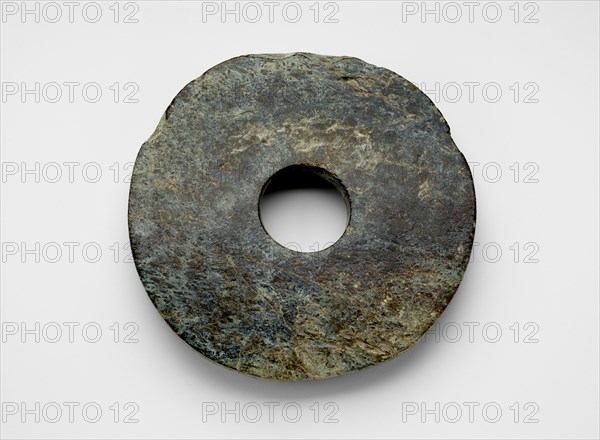 Disk (bi ?), Late Neolithic period, ca. 3300-2250 BCE. Creator: Unknown.