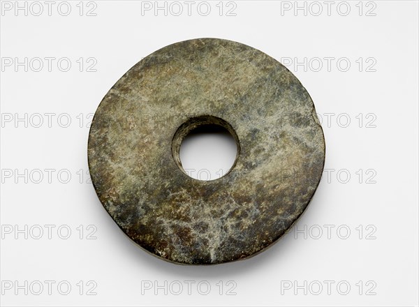 Disk (bi ?), Late Neolithic period, ca. 3300-2250 BCE. Creator: Unknown.