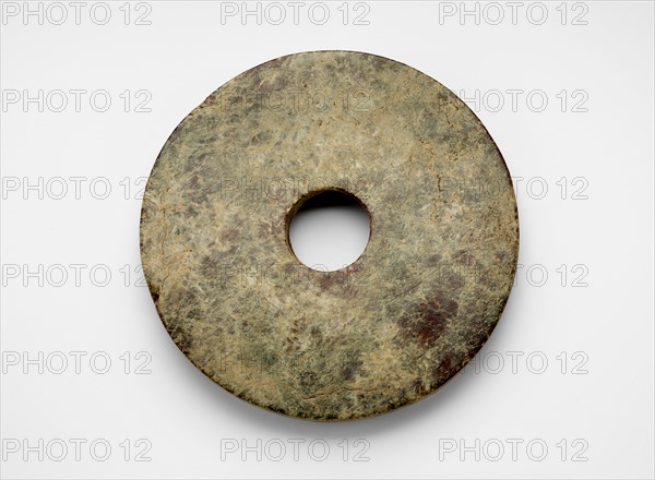 Disk (bi ?), Late Neolithic period, ca. 3300-2250 BCE. Creator: Unknown;Unknown.