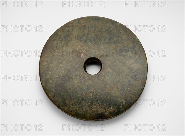 Disk (bi ?), Late Neolithic period, ca. 3300-2250 BCE. Creator: Unknown.