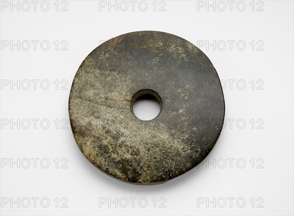 Disk (bi ?), Late Neolithic period, ca. 3300-2250 BCE. Creator: Unknown.