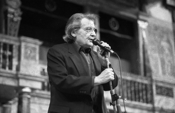 Stan Tracey, Globe Theatre London, 03/07/2000. Creator: Brian O'Connor.