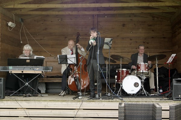 Mike Hatchard, Paul Morgan, Paul Higgs, Dave Barry, Three Horseshoes, Knockholt, Kent, 18/5/2021. Creator: Brian O'Connor.