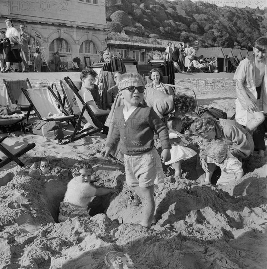 Bournemouth, 30/05/1953. Creator: John Laing plc.