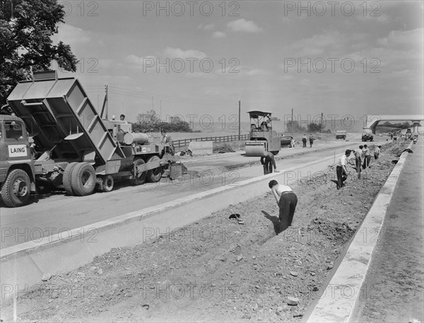 Construction of the M1 motorway, Daventry, Northamptonshire, 02/06/1959. Creator: John Laing plc.