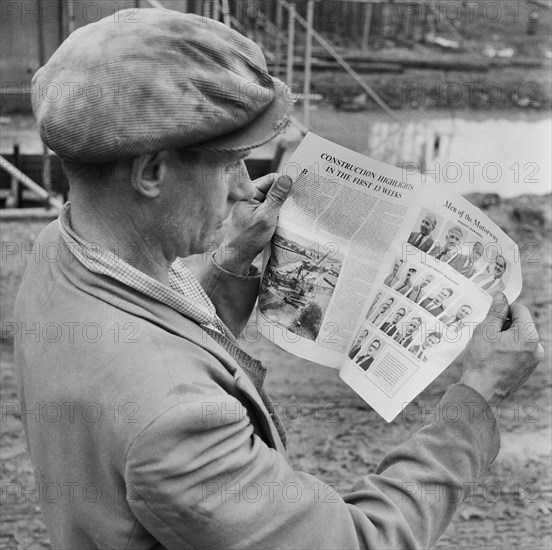 Laing worker on the construction site of the M1, the London to Yorkshire Motorway, 01/06/1958. Creator: John Laing plc.