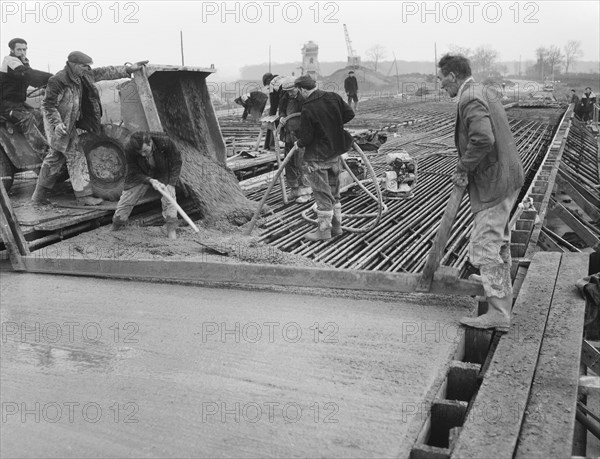 M1 Motorway, Structure 63, Forest Road, Hanslope, Milton Keynes, 24/03/1959. Creator: John Laing plc.