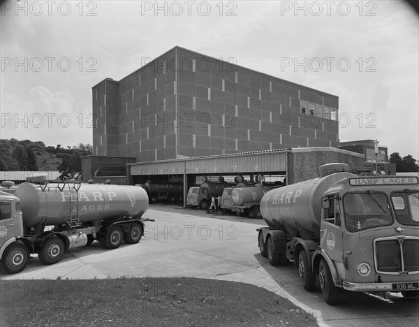 Harp Lager Brewery, Drayman's Way, Manor Park, Alton, East Hampshire, Hampshire, 04/07/1963. Creator: John Laing plc.