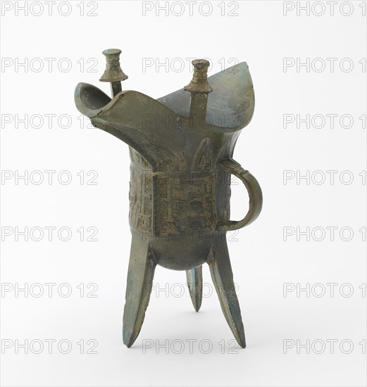 Ritual wine warmer with taotie, Late Shang dynasty, ca. early 11th century BCE. Creator: Unknown.