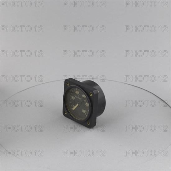 Indicator, Oil Pressure. Creator: United States Gauge Co.