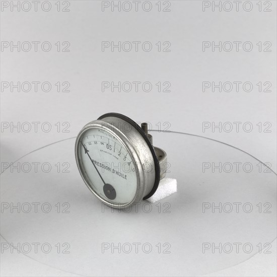 Indicator, Oil Pressure. Creator: Aera Co..