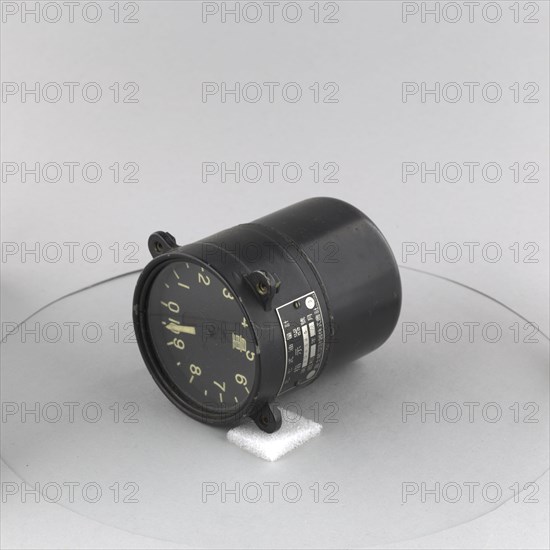 Indicator, Fuel Quantity, Japanese Army, Type-98, Ki-45. Creator: Fuji Koku Keiki.