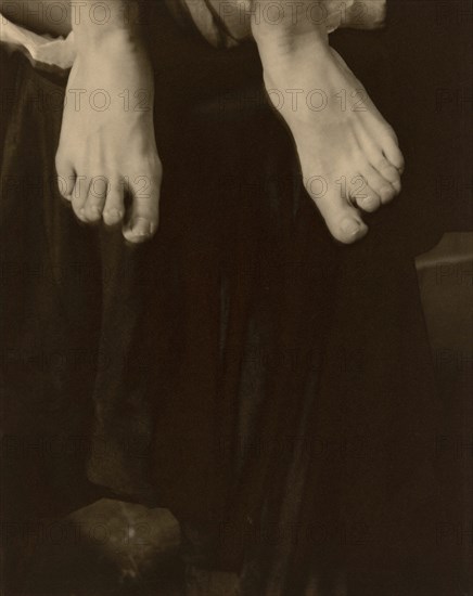 Georgia O'Keeffe - Feet, 1918. Creator: Alfred Stieglitz.