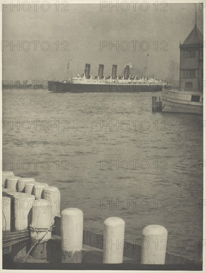 Outward Bound, The Mauretania, 1910. Creator: Alfred Stieglitz.